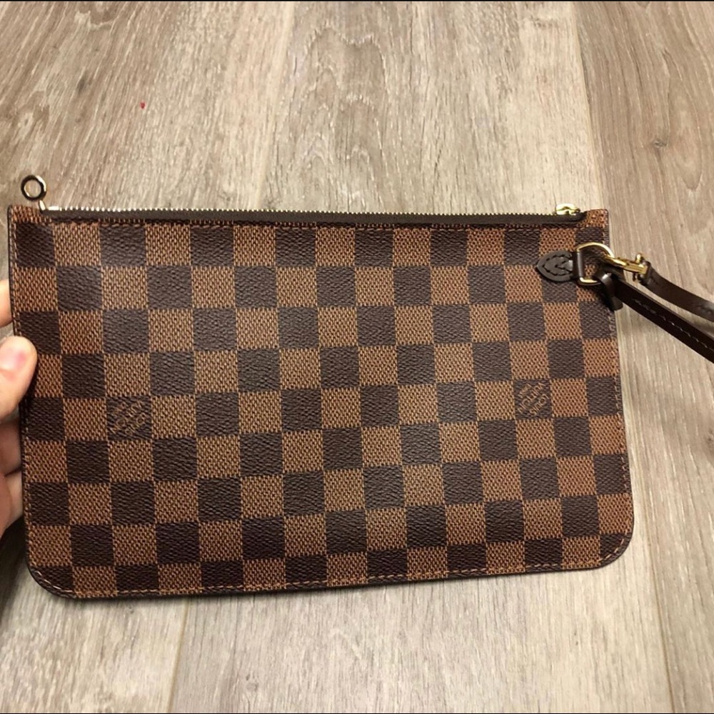 Neverfull MM Pouch
